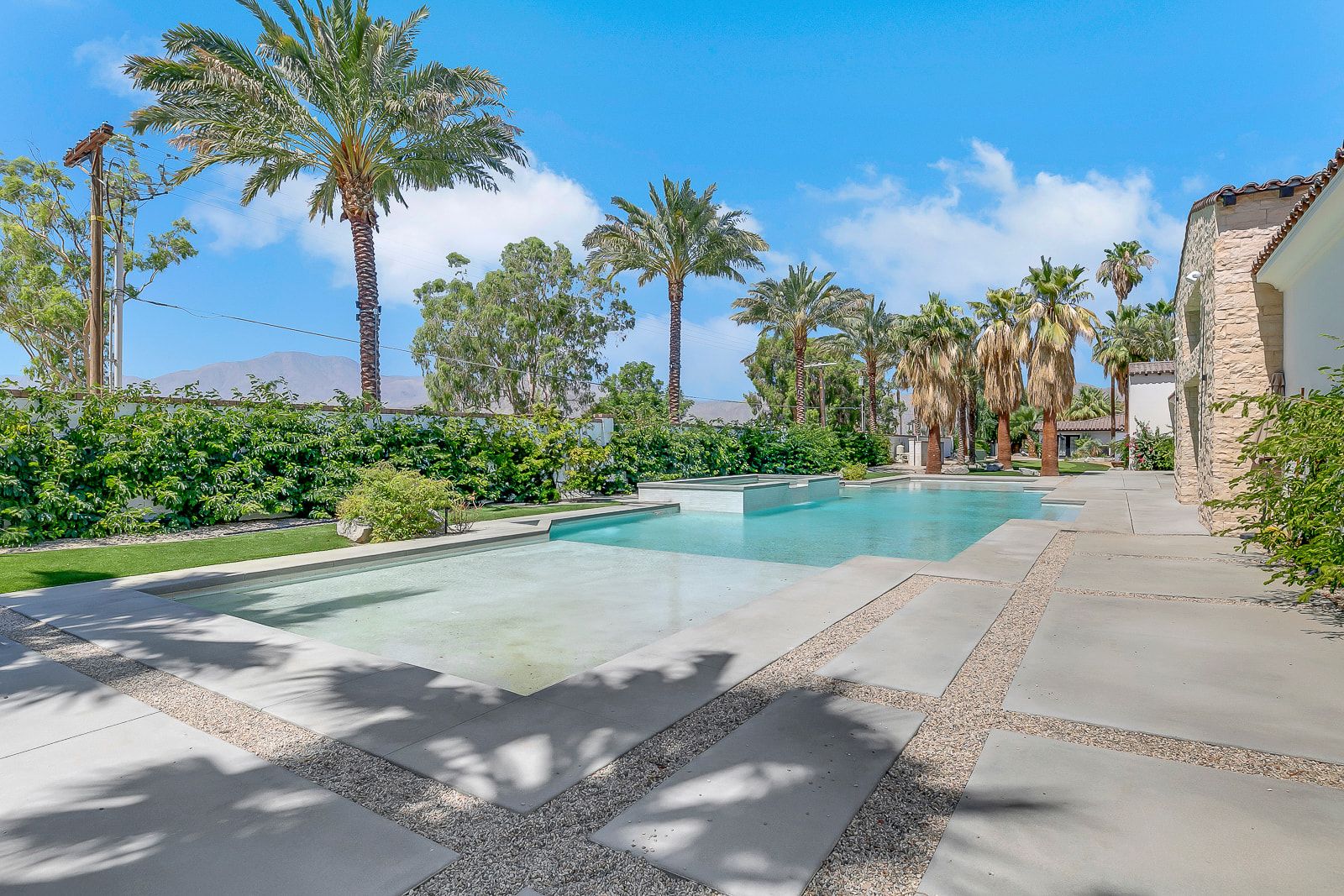 Swimming pool and terrace at Cache Estate